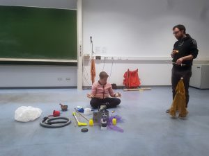 Tücher und andere Objekte