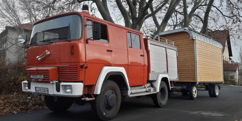 TheaterWAGEN & Feuerwehrauto